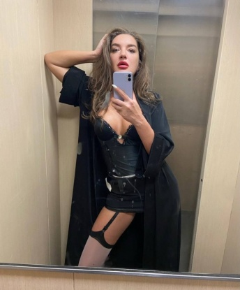 Анкета проститутки Алёна - Фото 1, Хрустальный, 32 года, №2487